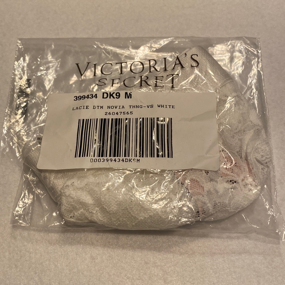 *SOLD*Victoria’s Secret Lacie white thong